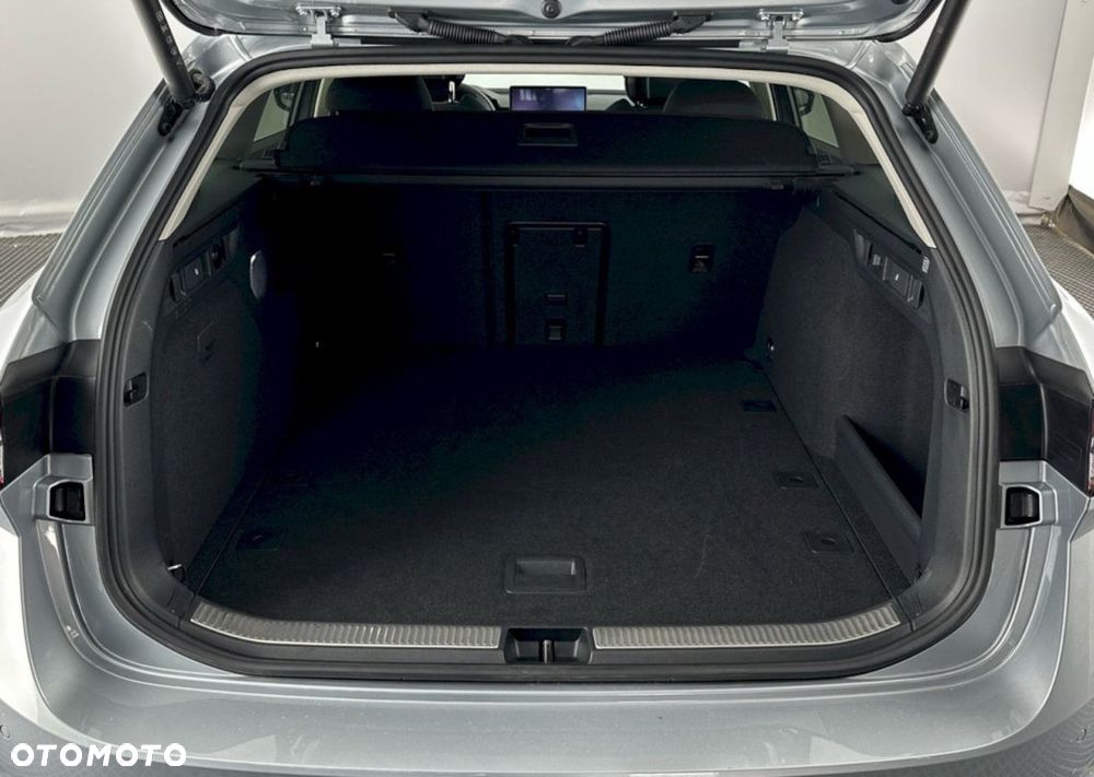 Skoda Superb 2.0 TDI SCR 4x4 Drive DSG - 10