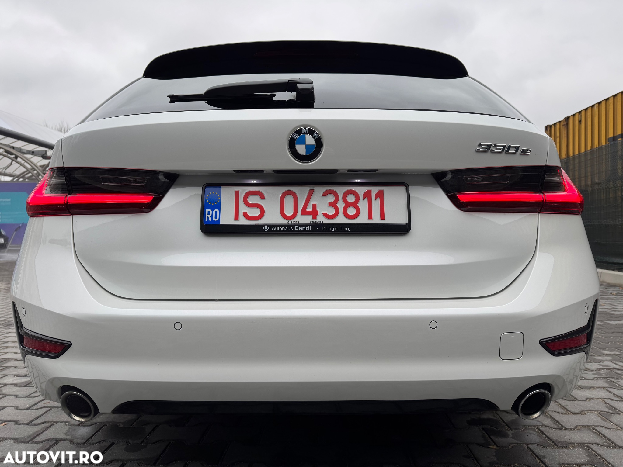 BMW Seria 3 330e Touring Aut. Sport Line - 10