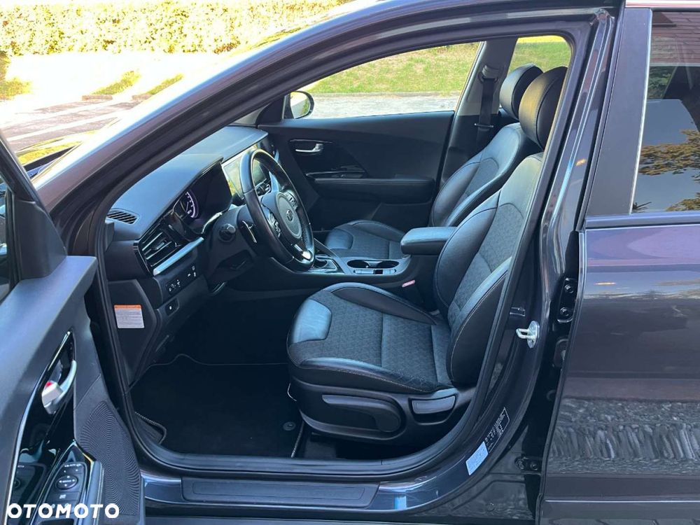 Kia Niro 1.6 GDI Hybrid L - 23