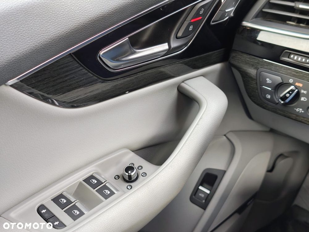 Audi Q7 3.0 TFSI Quattro Tiptronic - 11