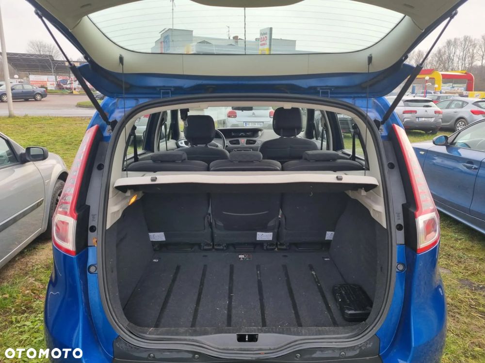 Renault Scenic 1.6 16V 110 Expression - 21