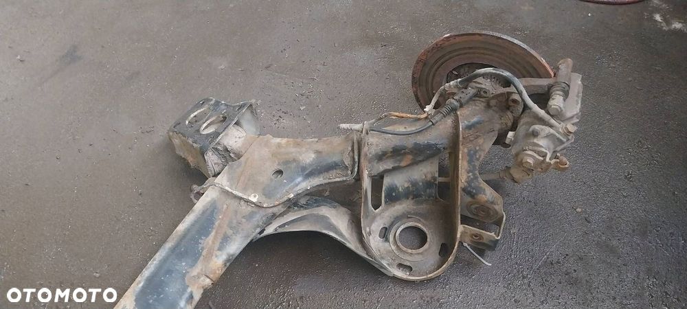 BELKA OŚ ZAWIESZENIA TYŁ TARCZE Z ABS SKODA OCTAVIA I FL 1.9 TDI - 6