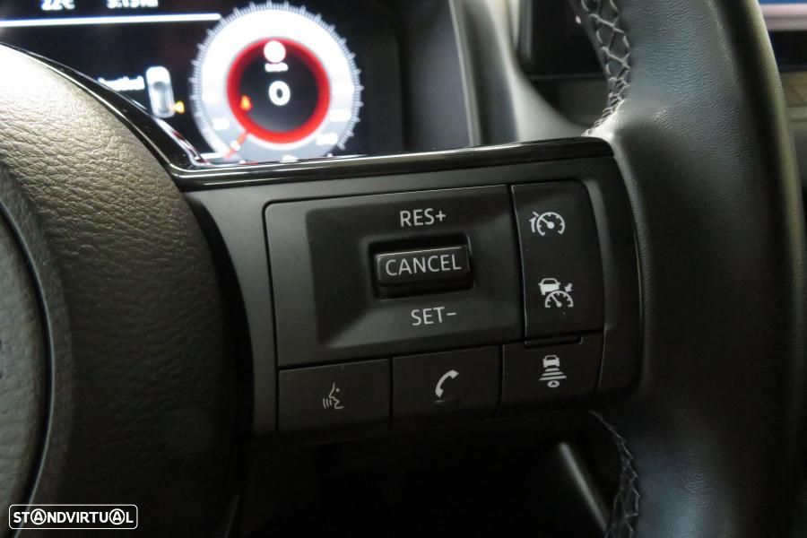 Nissan Qashqai 1.3 DIG-T N-Connecta LED - 20