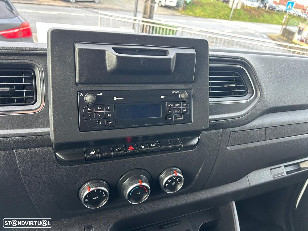 Renault Master 2.3 Dci - 9