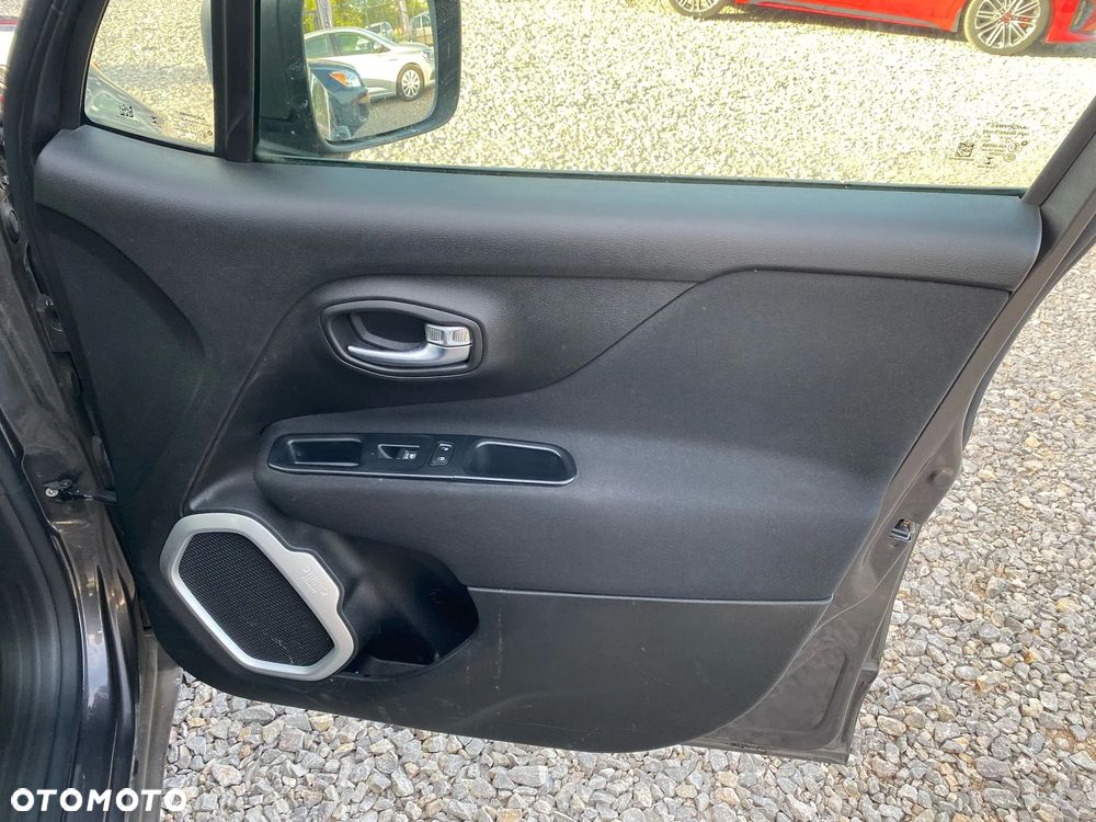 Jeep Renegade 1.6 E-TorQ Longitude FWD - 24