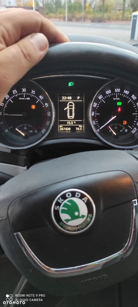 Skoda Superb 2.0 TDI Comfort DSG - 13
