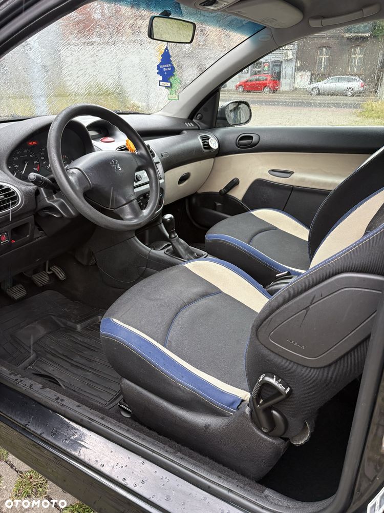 Peugeot 206 - 4
