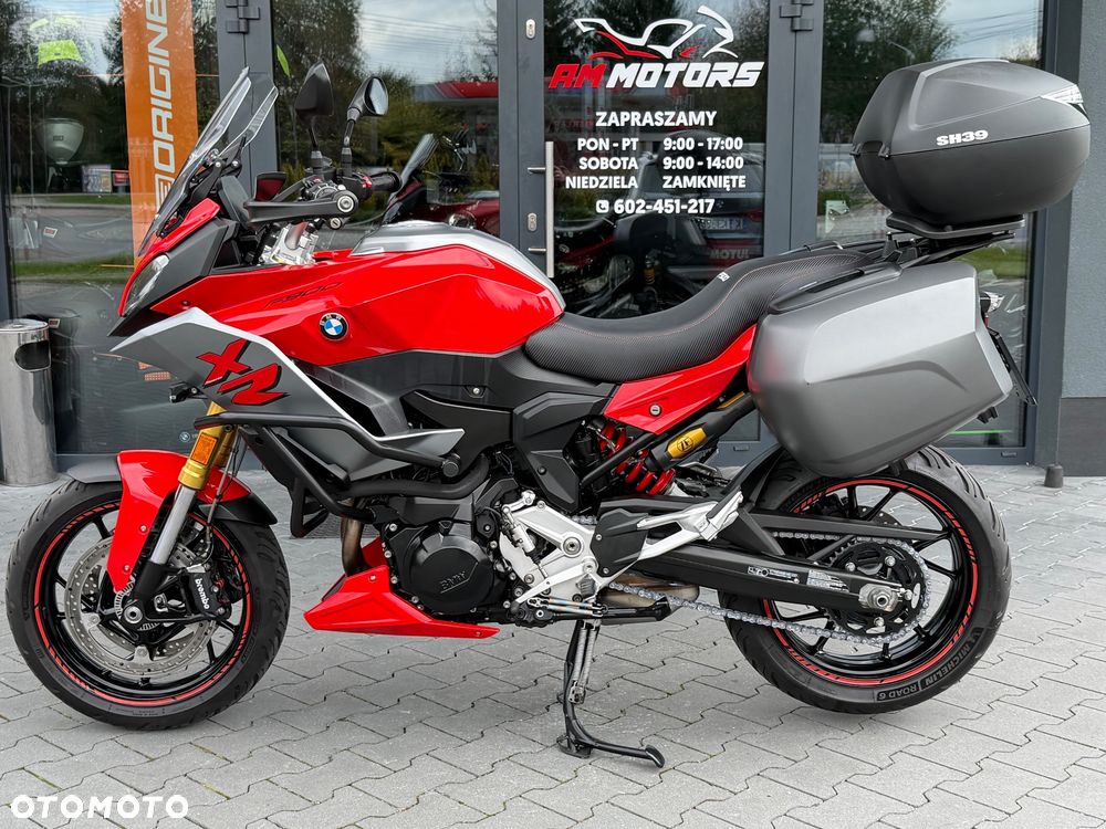 BMW XR - 28
