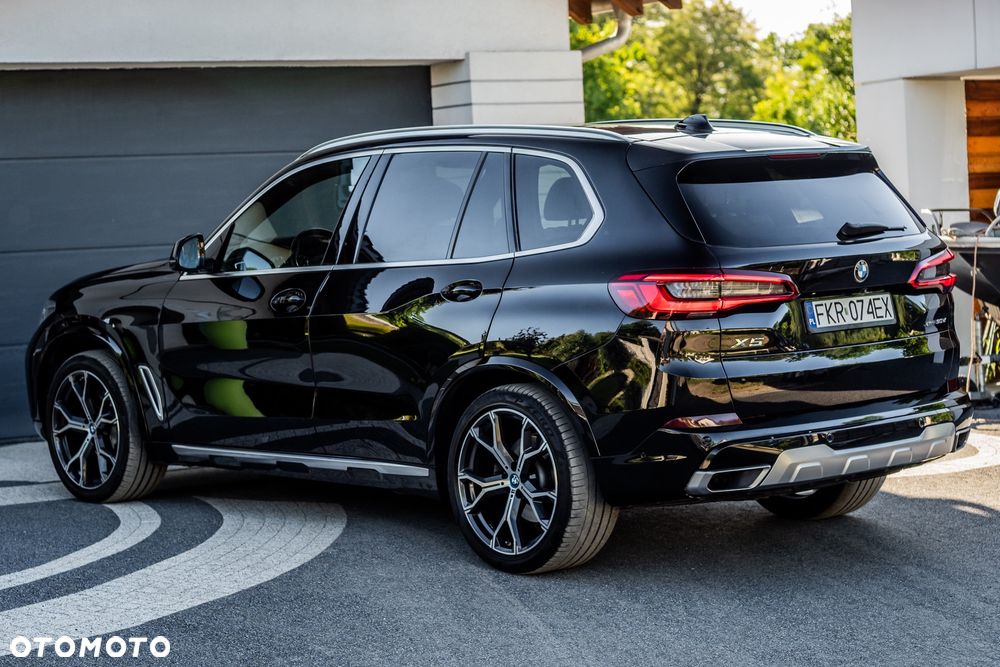 BMW X5 xDrive30d xLine - 30