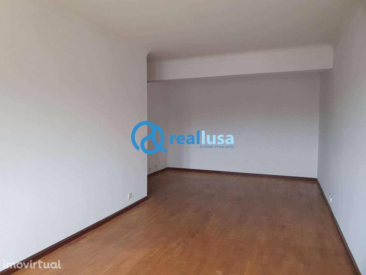 Apartamento T2 c/ garagem Vilar do Paraíso Vila Nova de Gaia - Grande imagem: 3/14