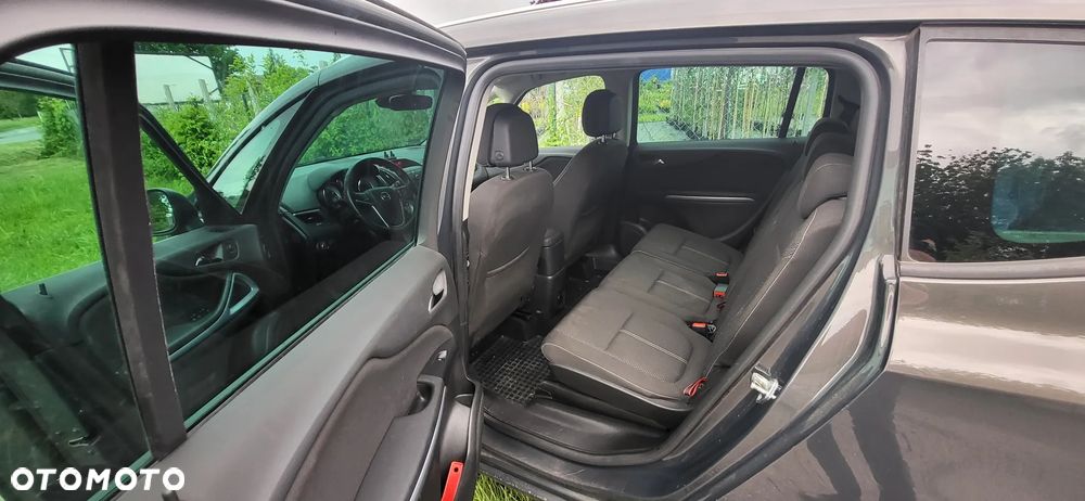 Opel Zafira - 3