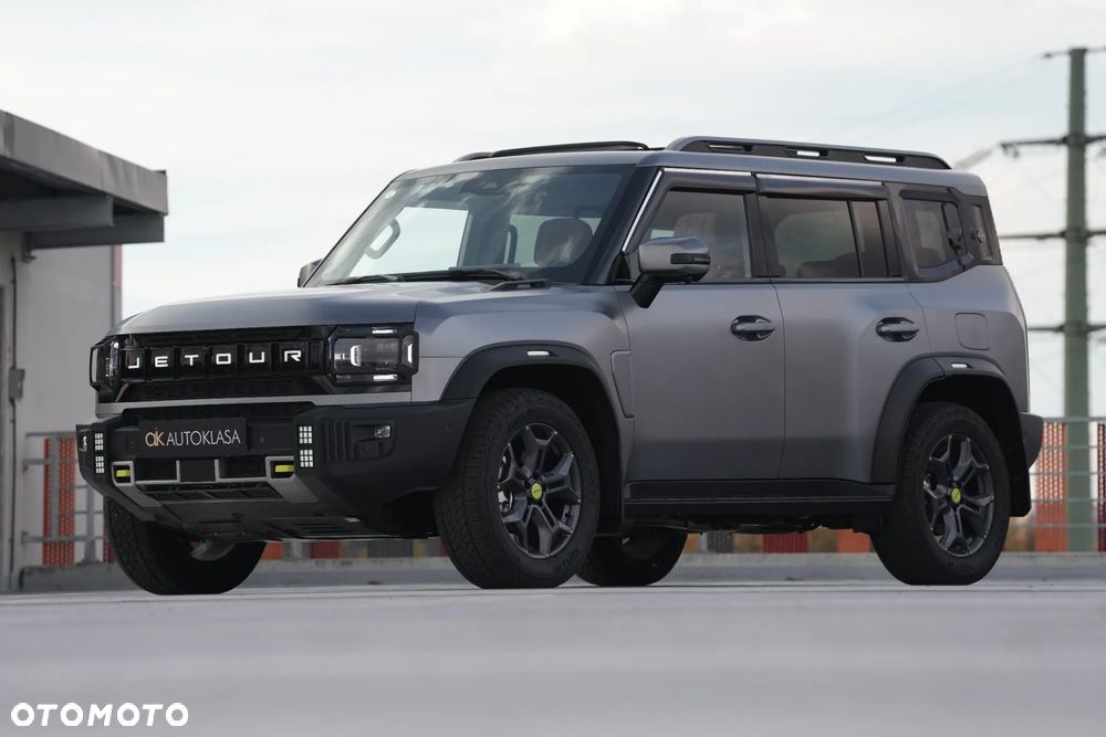 Jetour Traveller - 4