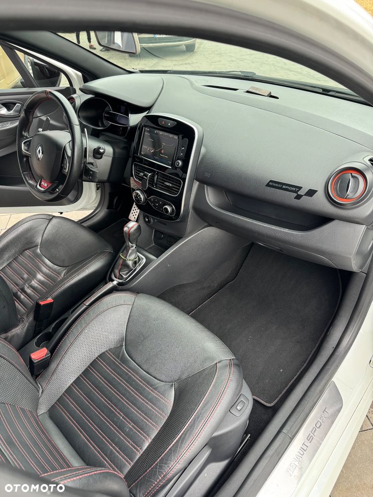 Renault Clio 1.6 R.S.Trophy 220 EDC - 13