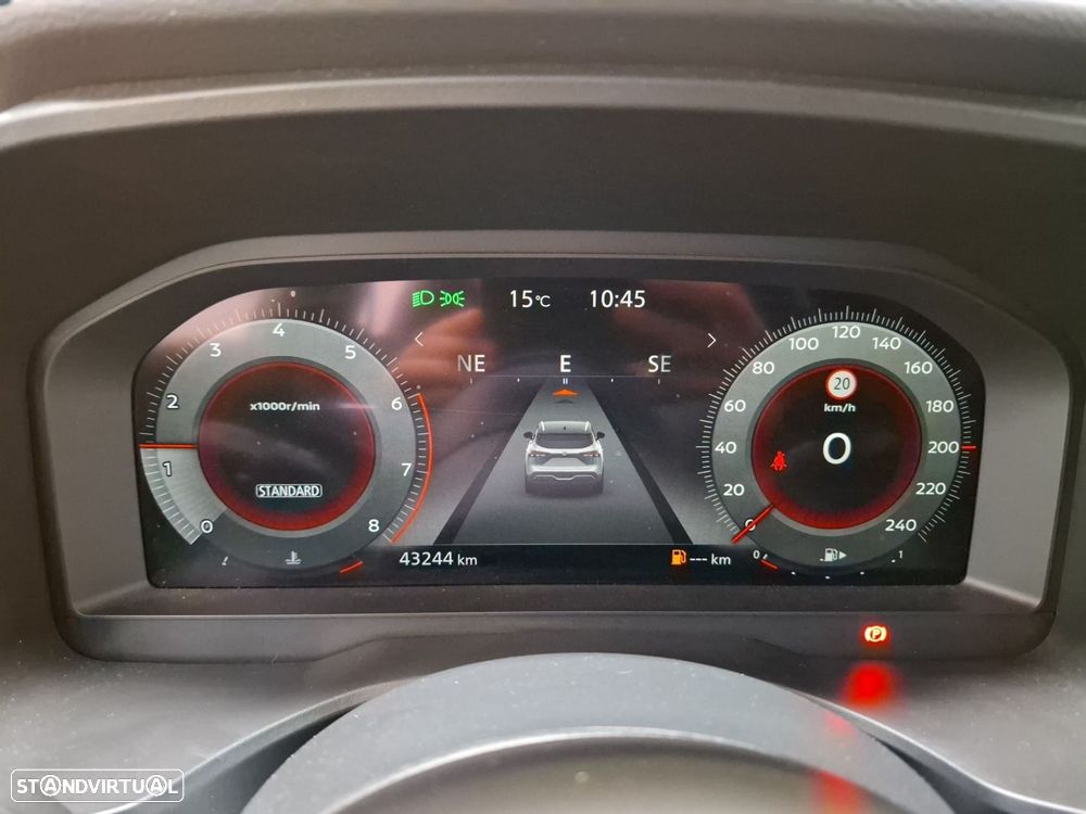 Nissan Qashqai 1.3 DIG-T N-Connecta LED - 17