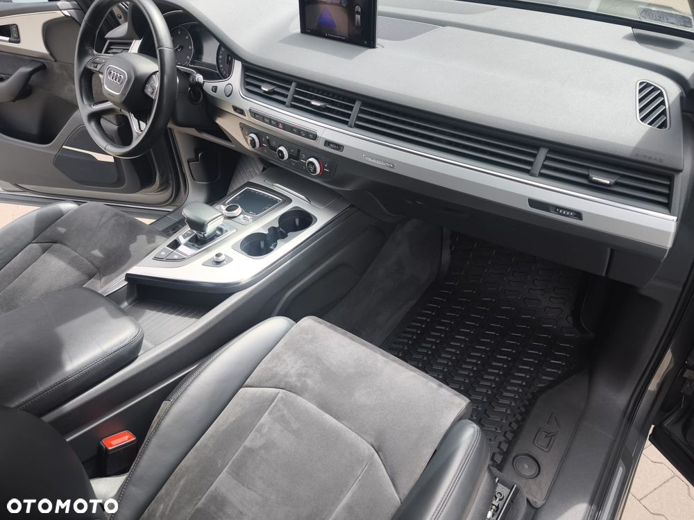 Audi Q7 - 19