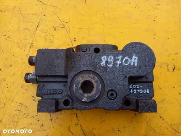 Sekcja rozdzielacza hydraulicznego zawór New Holland 8970A - 6