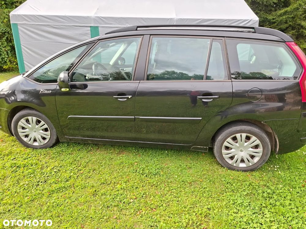 Citroën C4 Picasso 1.8i Impress - 1