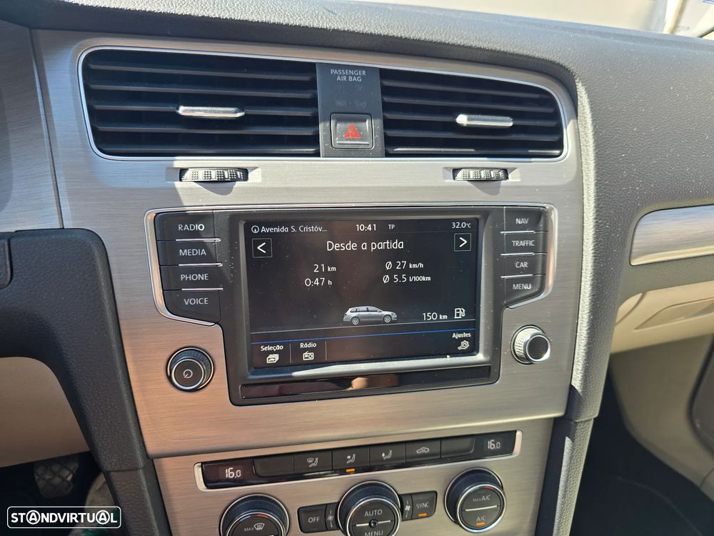 VW Golf Variant 1.6 TDi GPS Edition - 17