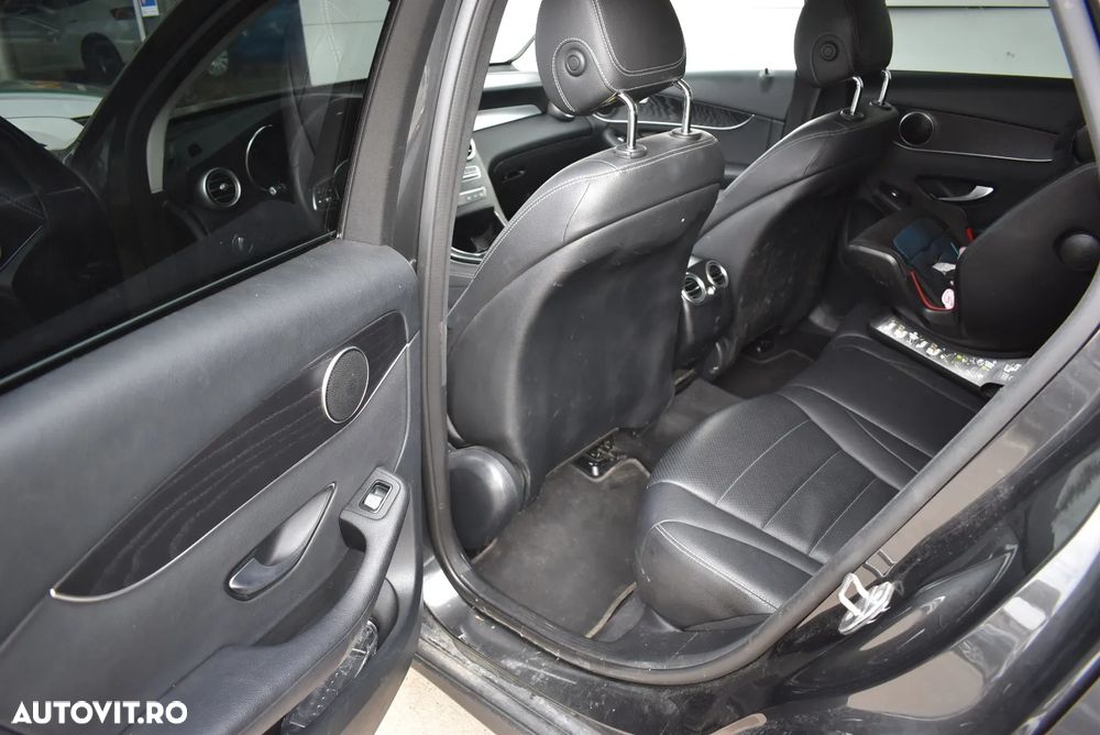 Mercedes-Benz GLC 220 d 4MATIC - 16