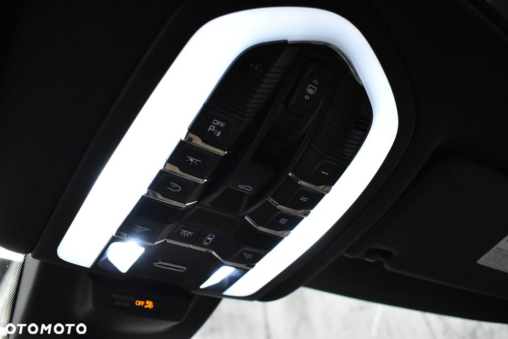 Porsche Macan Standard - 20