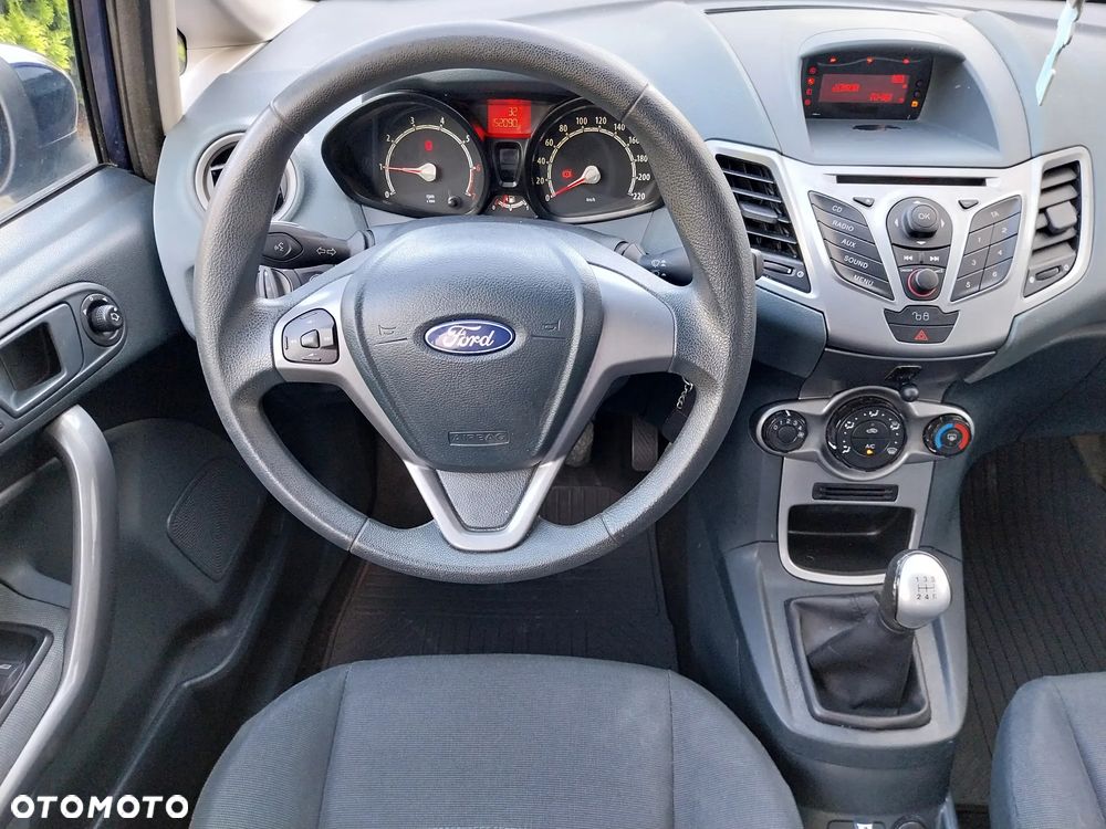 Ford Fiesta 1.25 Trend - 17