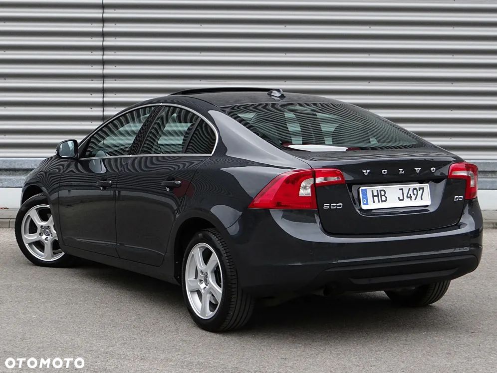 Volvo S60 D3 Summum - 17