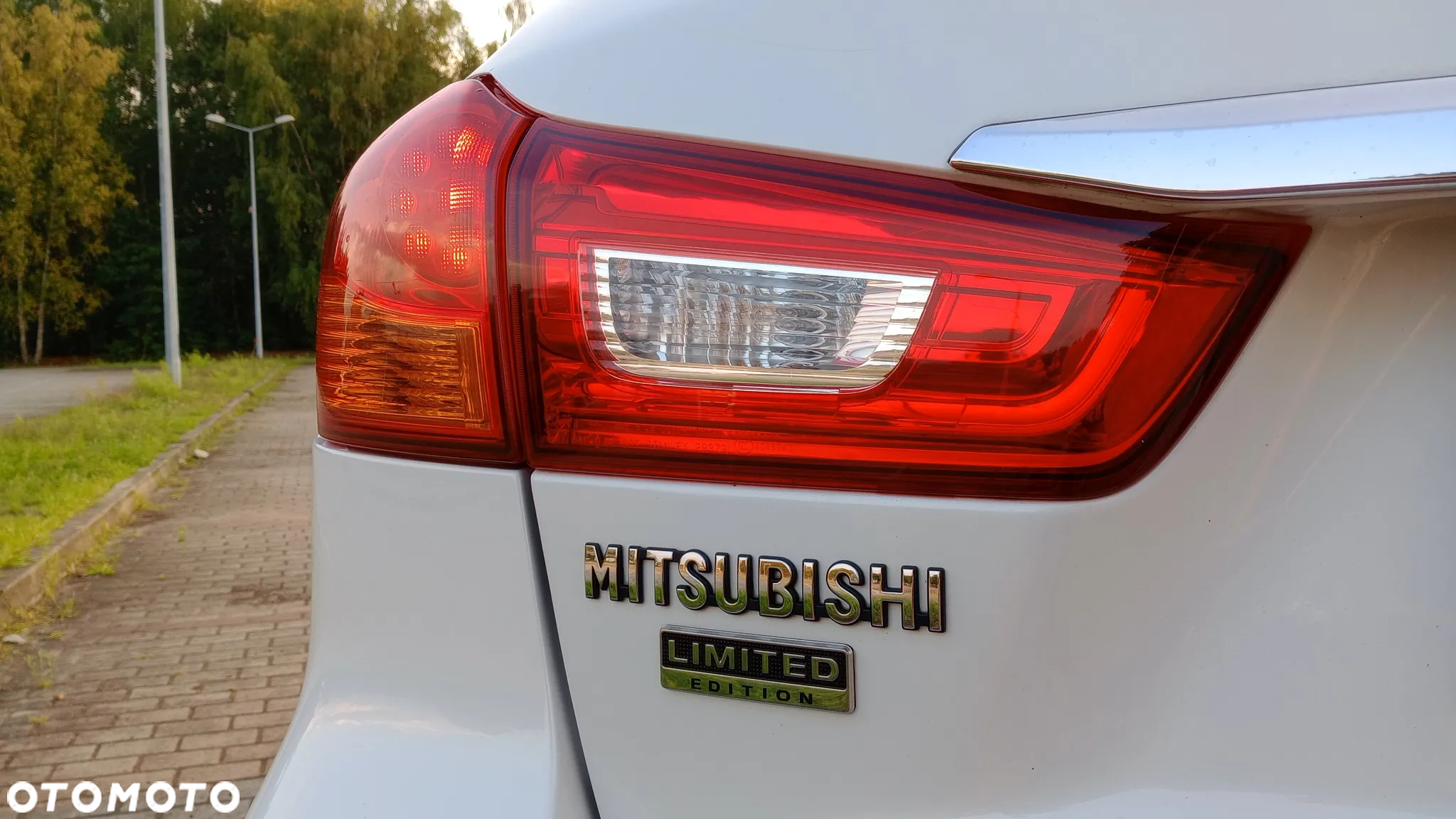 Mitsubishi ASX 2.0 Invite 4WD CVT - 9