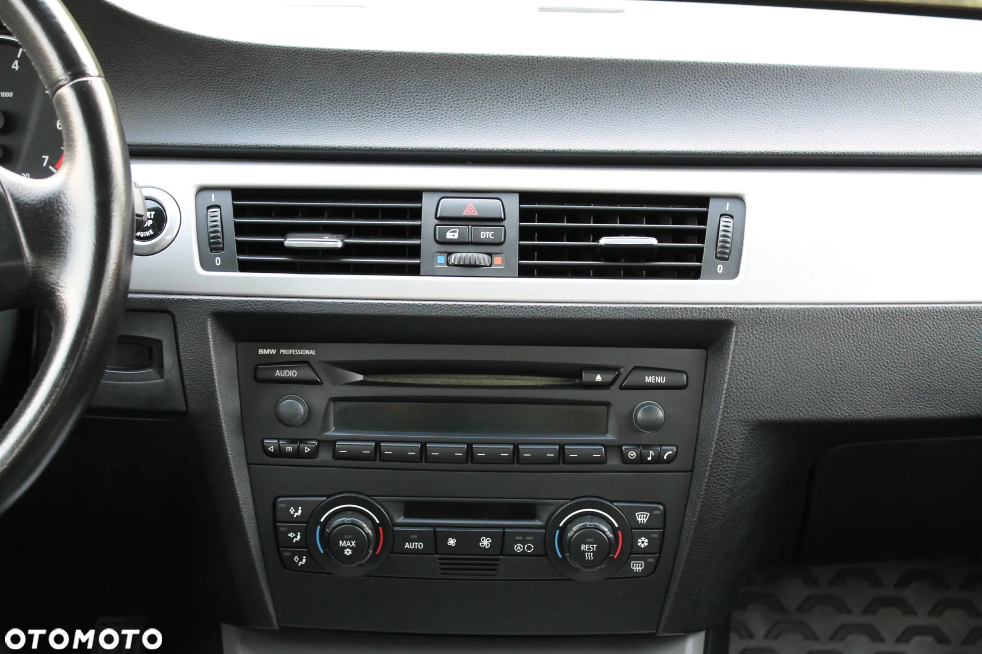BMW Seria 3 320i - 17