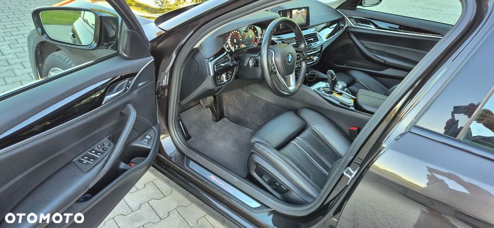 BMW Seria 5 520d Sport Line - 5