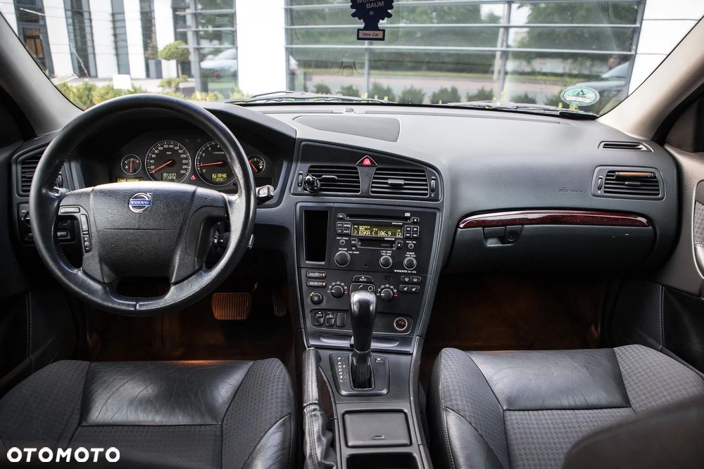 Volvo V70 2.4 Summum - 25