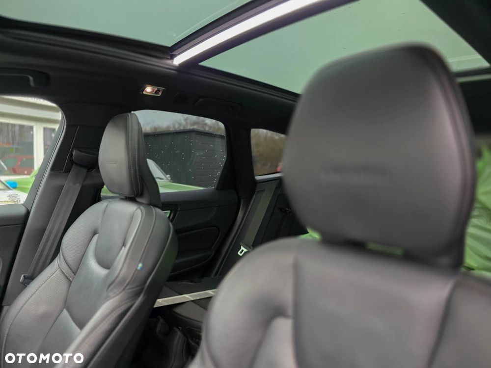 Volvo XC 60 T6 AWD Geartronic Inscription - 28