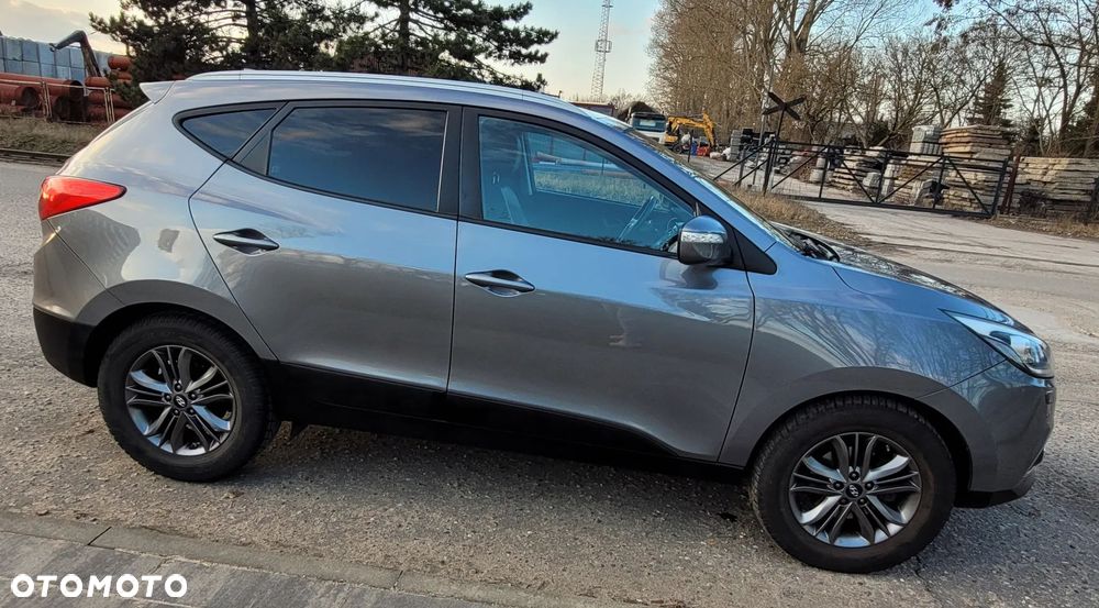 Hyundai ix35 2.0 CRDi 4WD Automatik Premium - 12