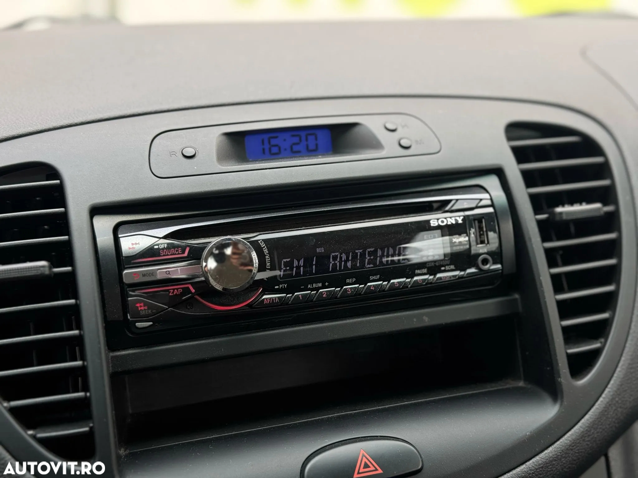 Hyundai i10 1.1 Classic - 33