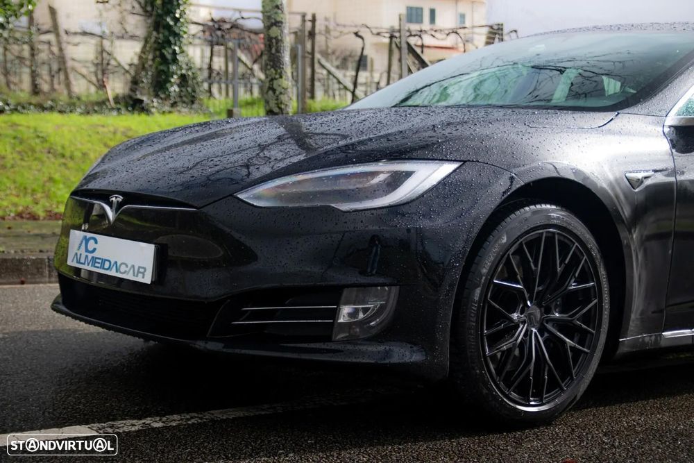 Tesla Model S 100D - 8