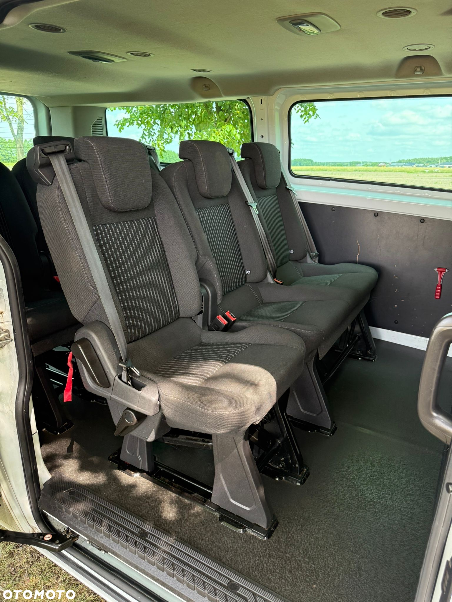 Ford Transit Custom 290 L2H1 Ambiente - 12