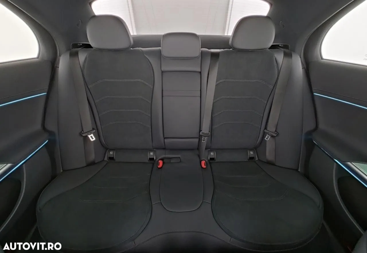 Mercedes-Benz E 220 d 4Matic 9G-TRONIC Edition AMG Line - 15