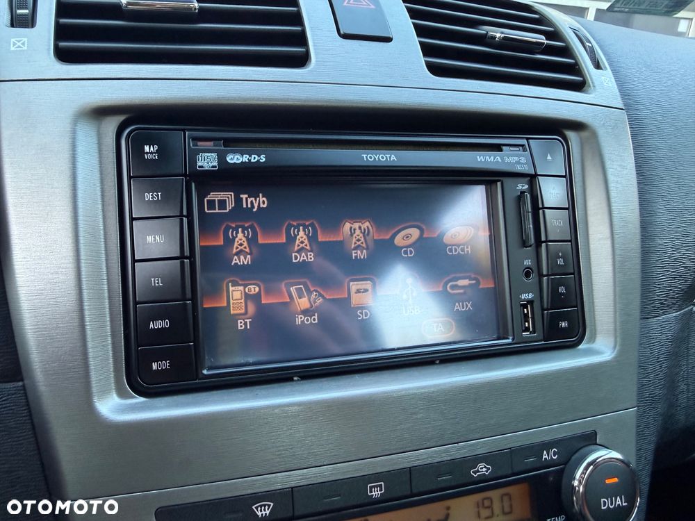 Toyota Avensis 2.0 D-4D Platinium - 28