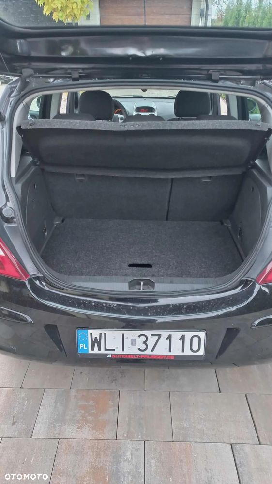 Opel Corsa 1.2 16V Innovation 110 Jahre - 8