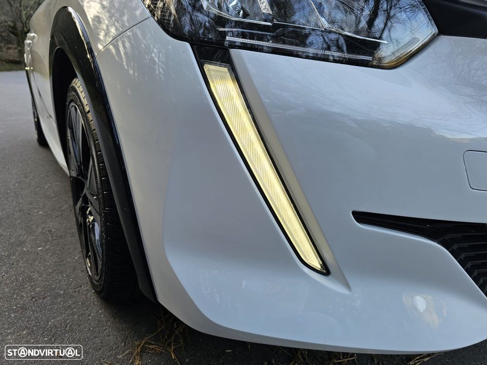 Peugeot 208 Blue-HDi 100 Stop&Start Allure - 24