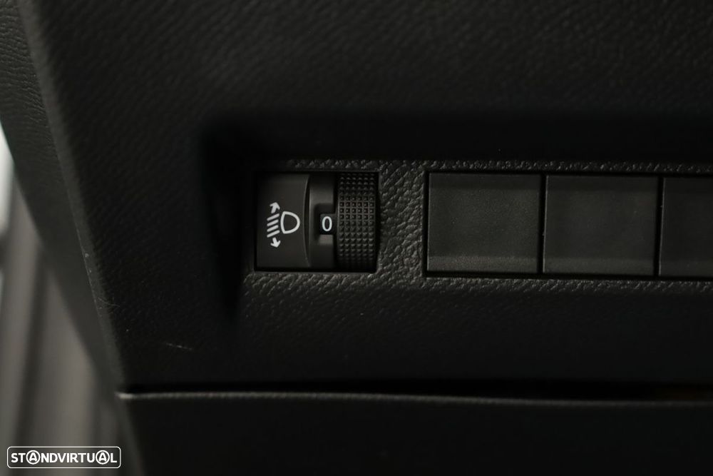 Peugeot e-208 51 kWh Allure - 20