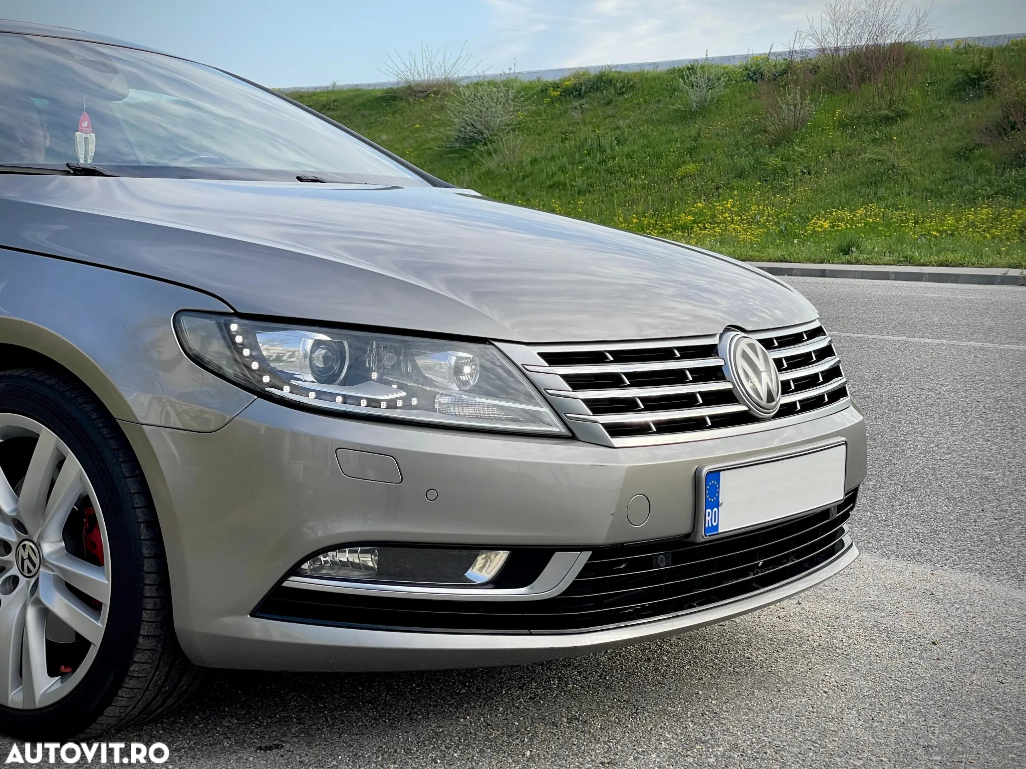 Volkswagen Passat CC 2.0 TDI BlueMotion Technology DSG Exclusive - 36