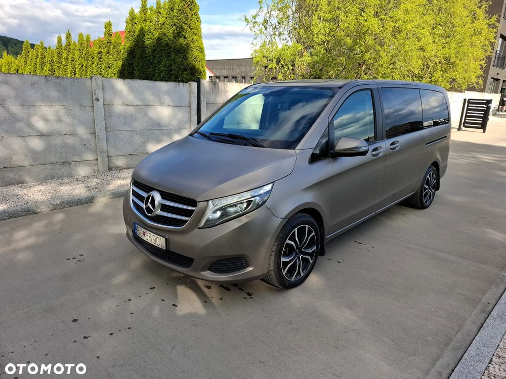 Mercedes-Benz Klasa V - 6