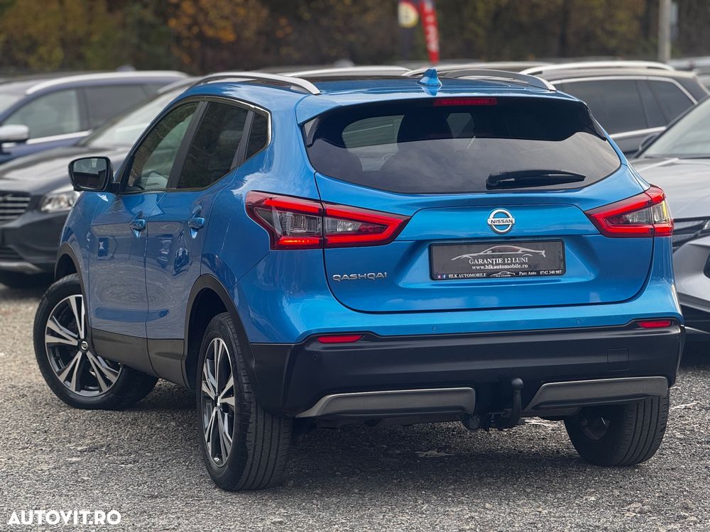 Nissan Qashqai 1.6 DCI Xtronic N-Connecta - 4