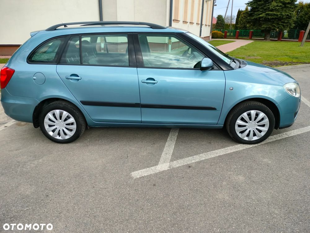 Skoda Fabia 1.4 16V Ambition Plus - 5