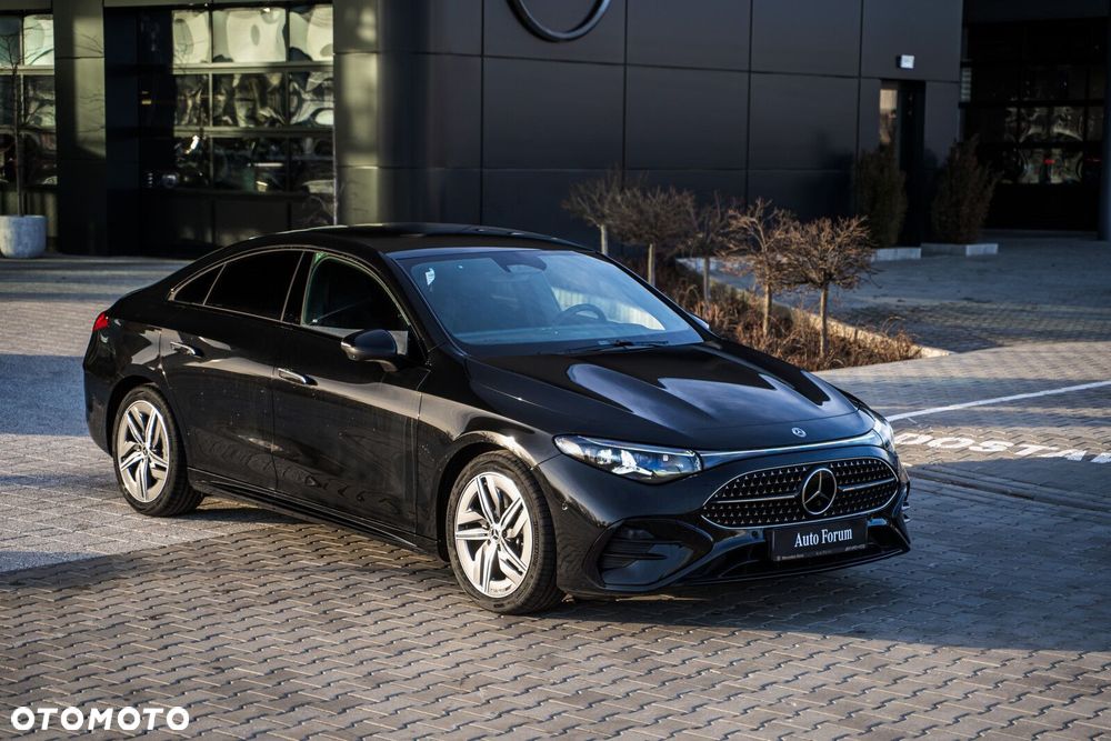 Mercedes-Benz CLA - 9