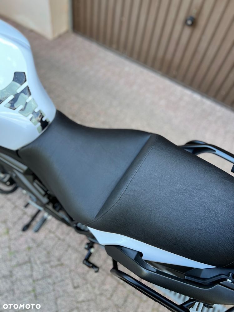 Kawasaki Versys 650 - 9