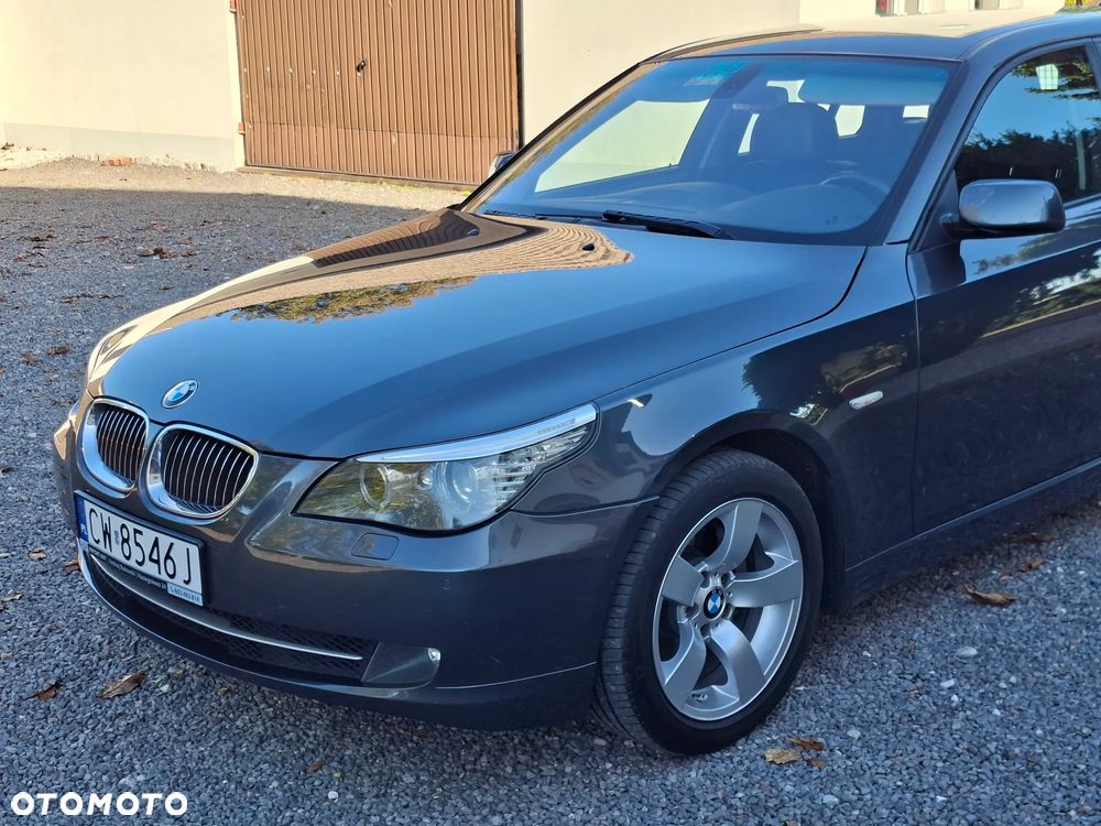 BMW Seria 5 525d - 6