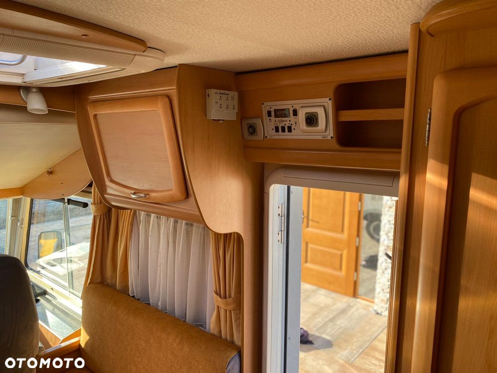 Mercedes-Benz Sprinter - 8