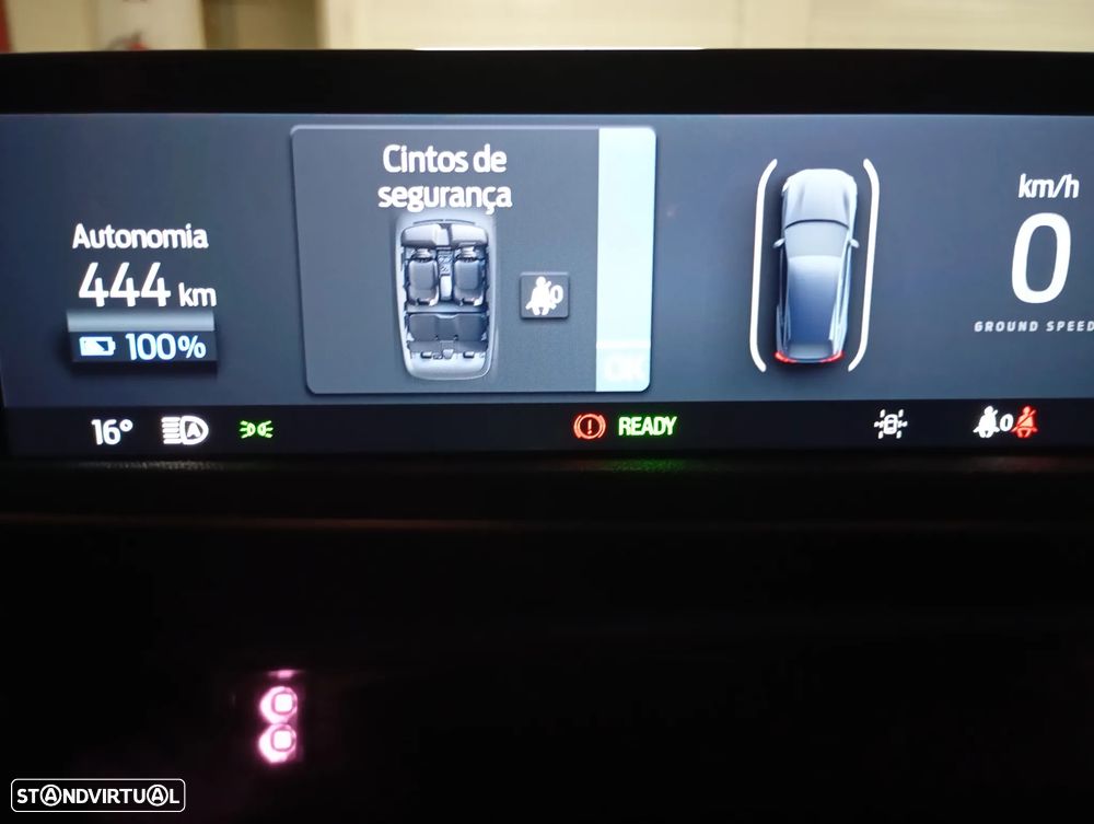 Ford Mustang Mach-E Standard - 13