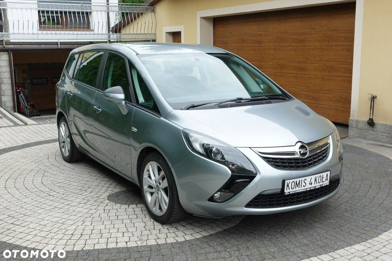 Opel Zafira - 10
